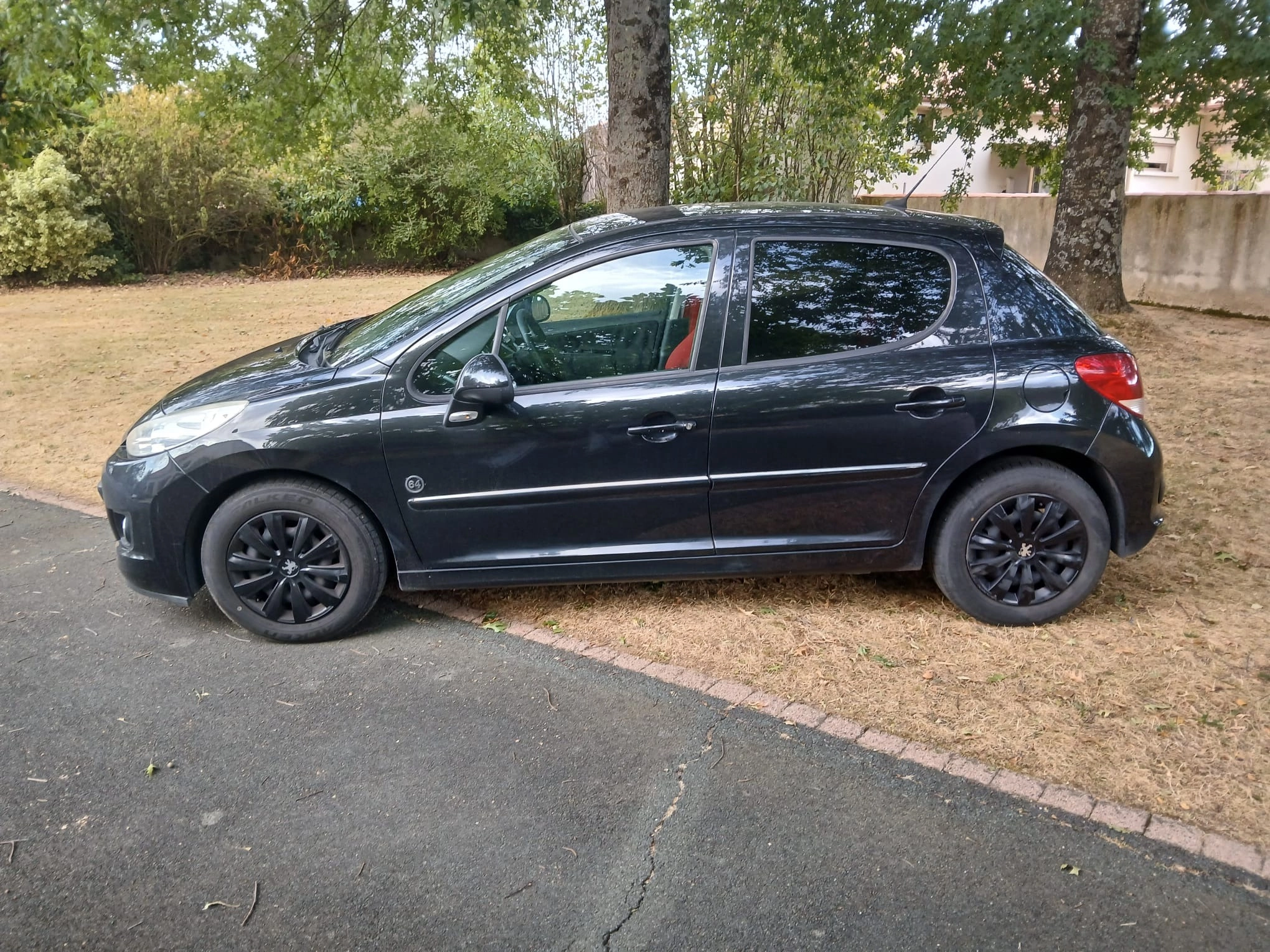 Peugeot 207 1.4 VTI 95 SERIE-64 - Garantie 12 mois — photo 2