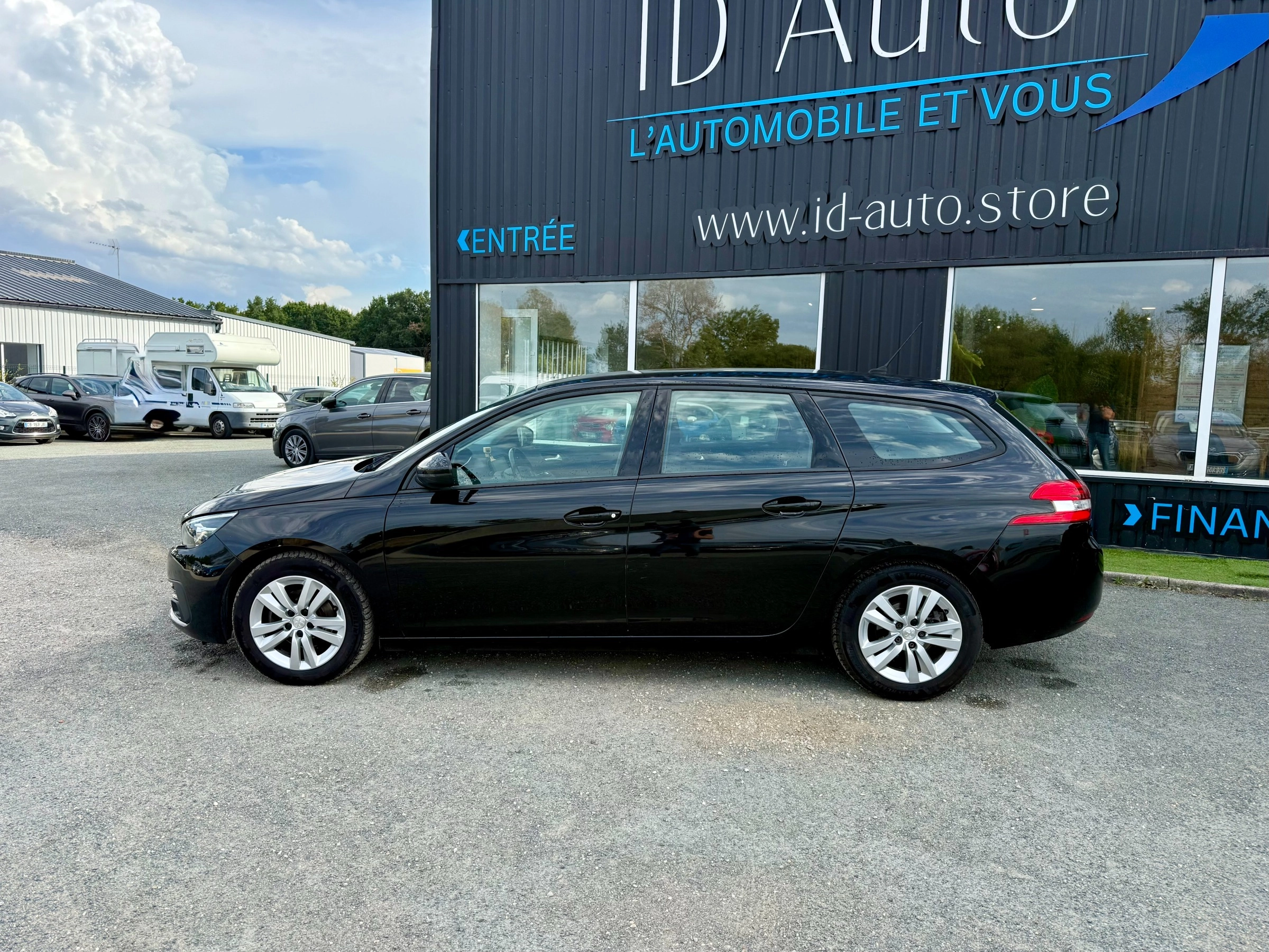 Peugeot 308 GENERATION-II SW 1.5 HDI 130 CH ALLURE GARANTIE 12 MOIS GENERATION-II SW 1.5 BLUEHDI 130 ALLURE START-STOP — photo 2
