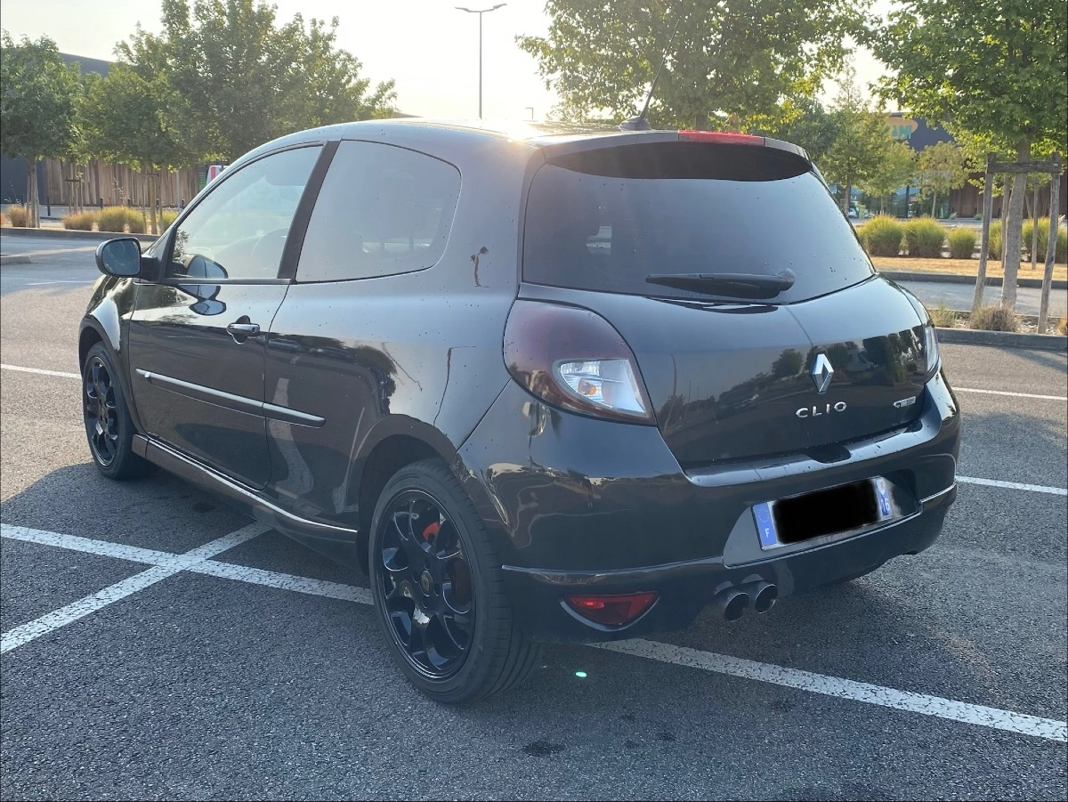 Renault Clio 1.6 130 GT — photo 3