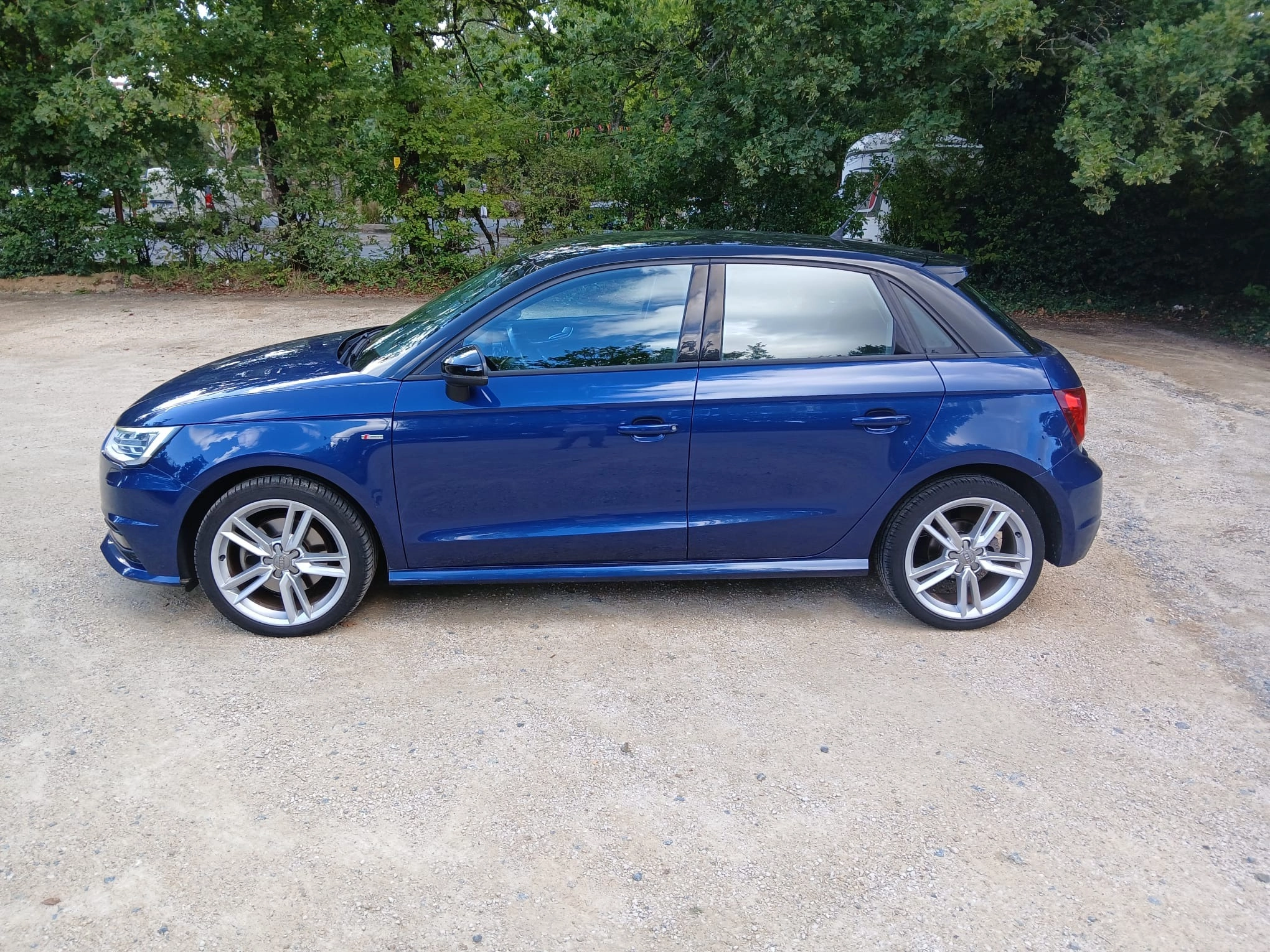 Audi A1 SPORTBACK 1.6 TDI 115 S-LINE -Garantie 12 mois — photo 2