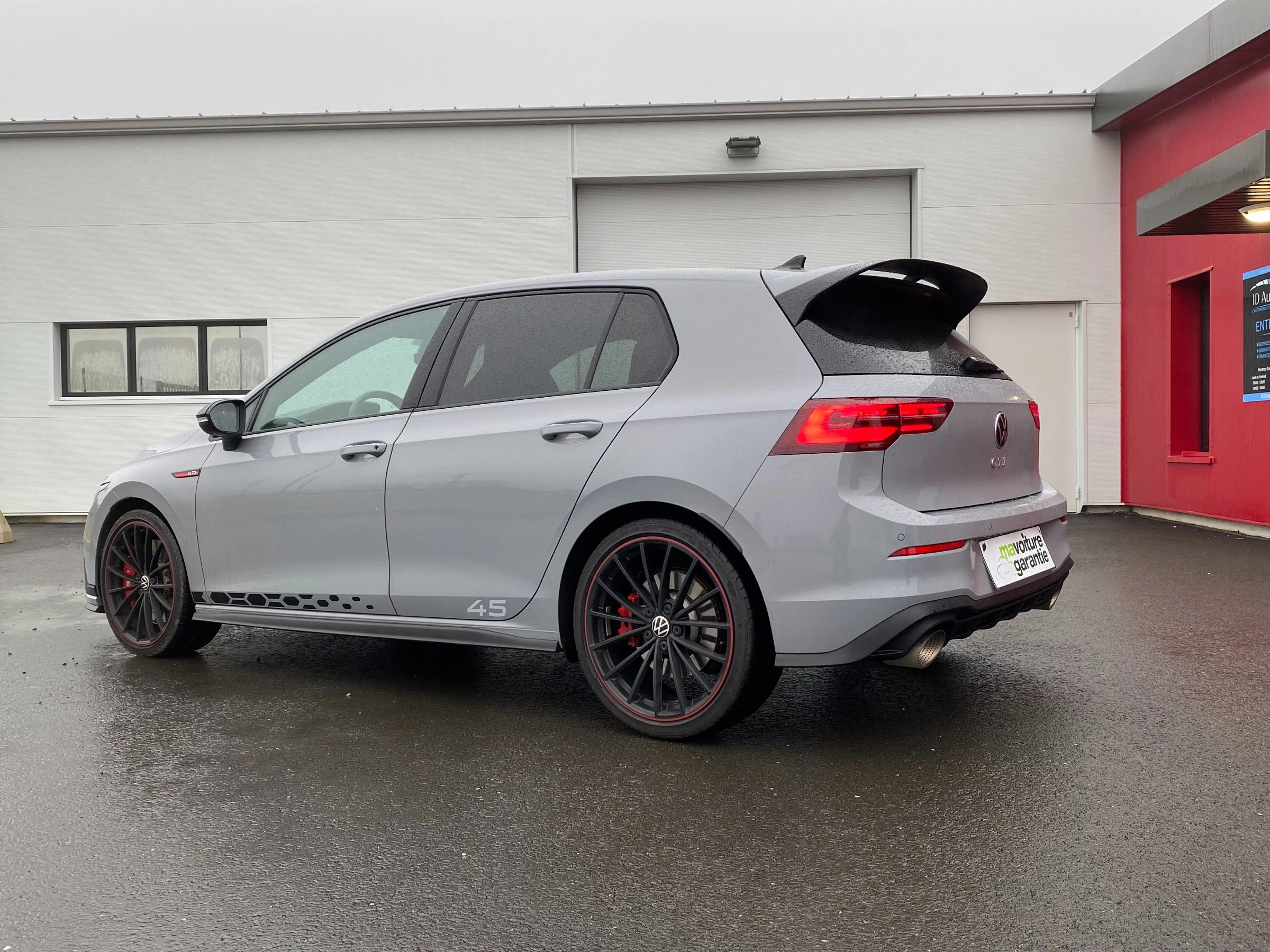 Volkswagen Golf 2.0 TSI 300 GTI CLUBSPORT EDITION-45 DSG BVA Garantie constructeur + 1an — photo 3