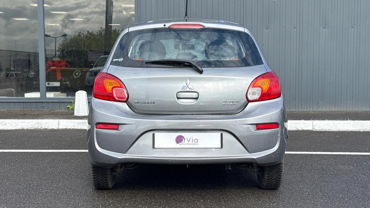 Mitsubishi SPACESTAR