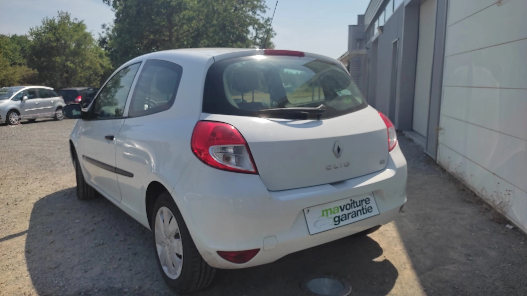 Renault Clio 1.5 DCI 75 SOCIETE GARANTIE 12 MOIS — photo 3