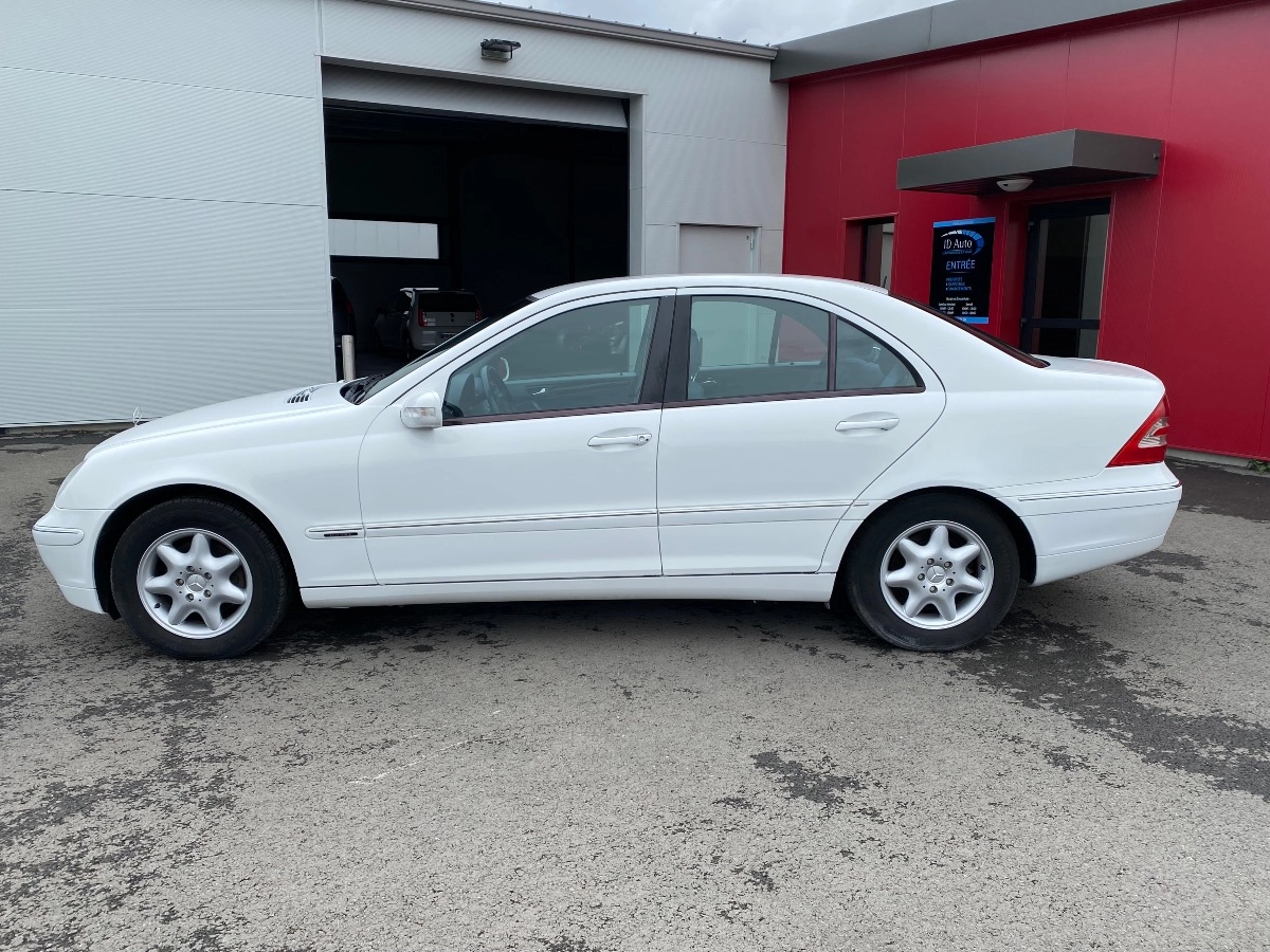 Mercedes Classe C 2.2 200 CDI 115 Elegance Garanti 12mois — photo 2