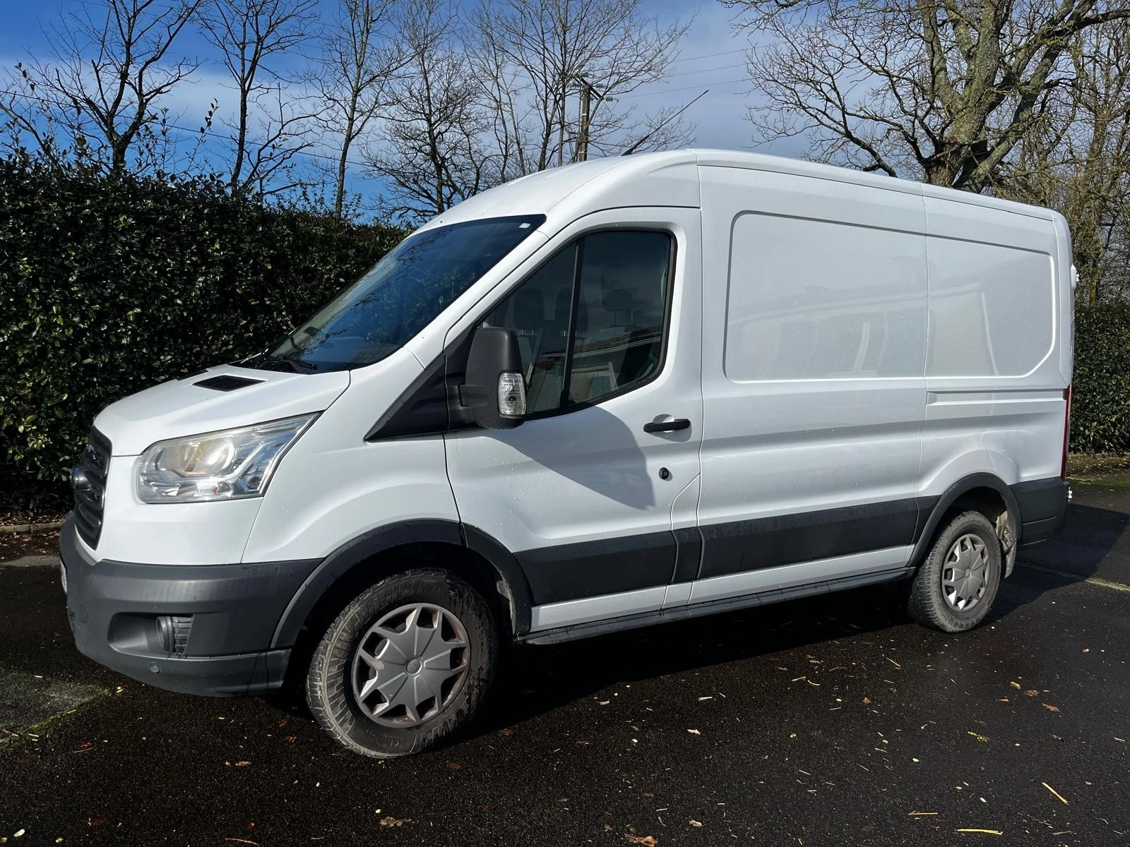 Ford Transit Vu FOURGON 2.0 TDCI 130 L2H2 Garantie 12 Mois FOURGON 2T T310 2.0 TDCI 130 L2H2 TREND BUSINESS