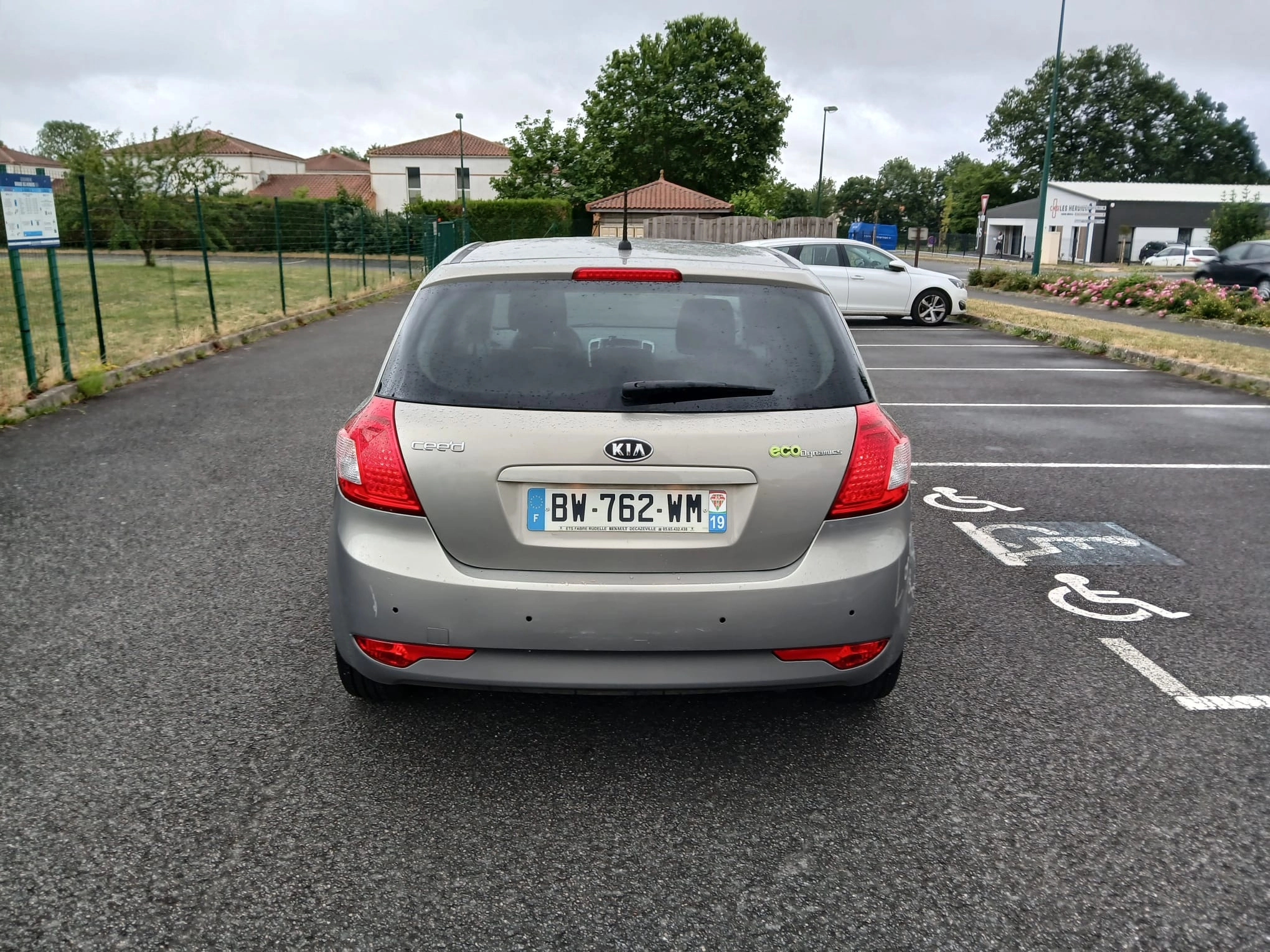 Kia Ceed 1.6 CRDI 90 ACTIVE - Garantie 12 mois — photo 4