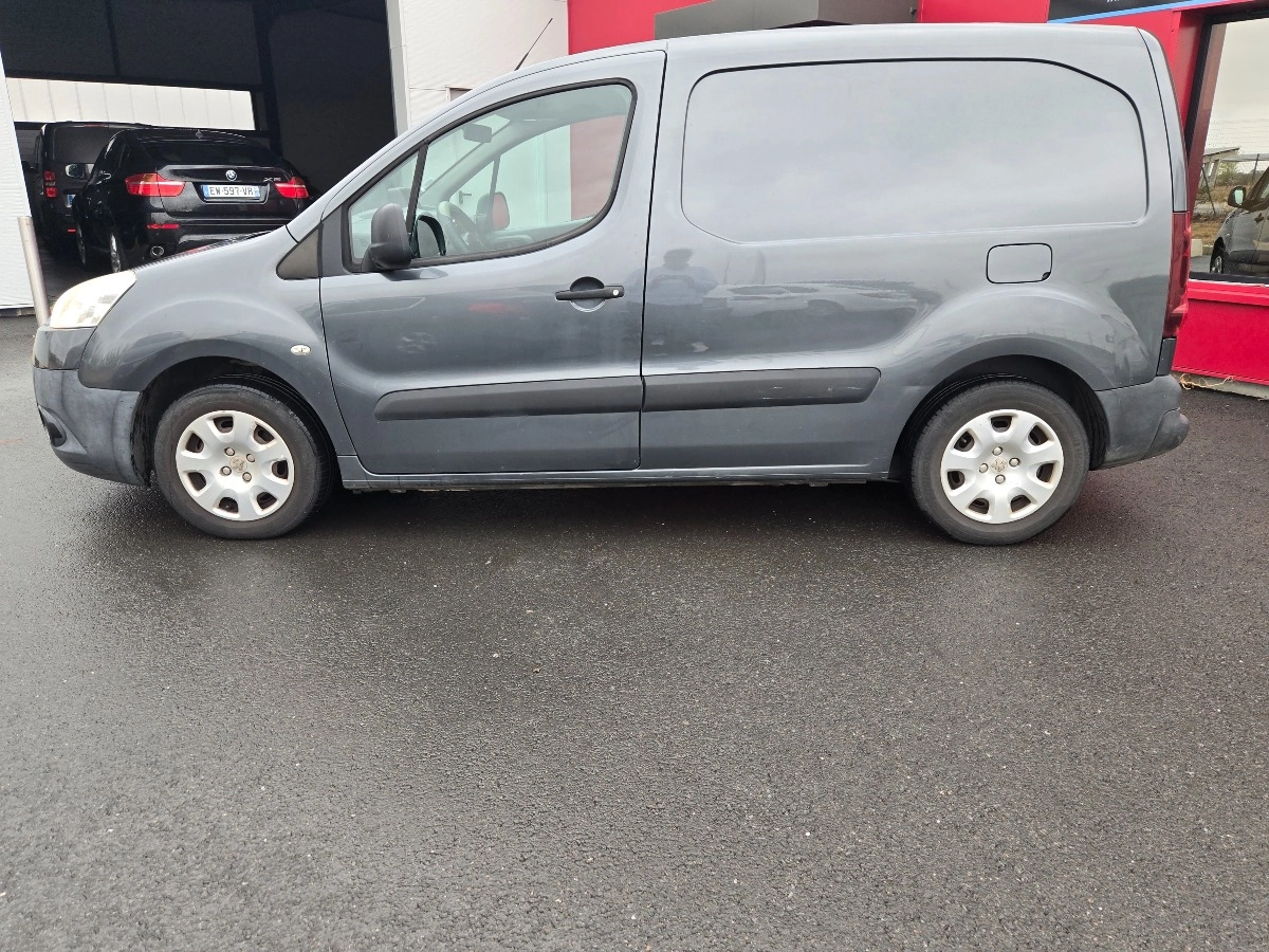Peugeot Partner Vu 1.6 hdi 115 Garantie 1 an — photo 3