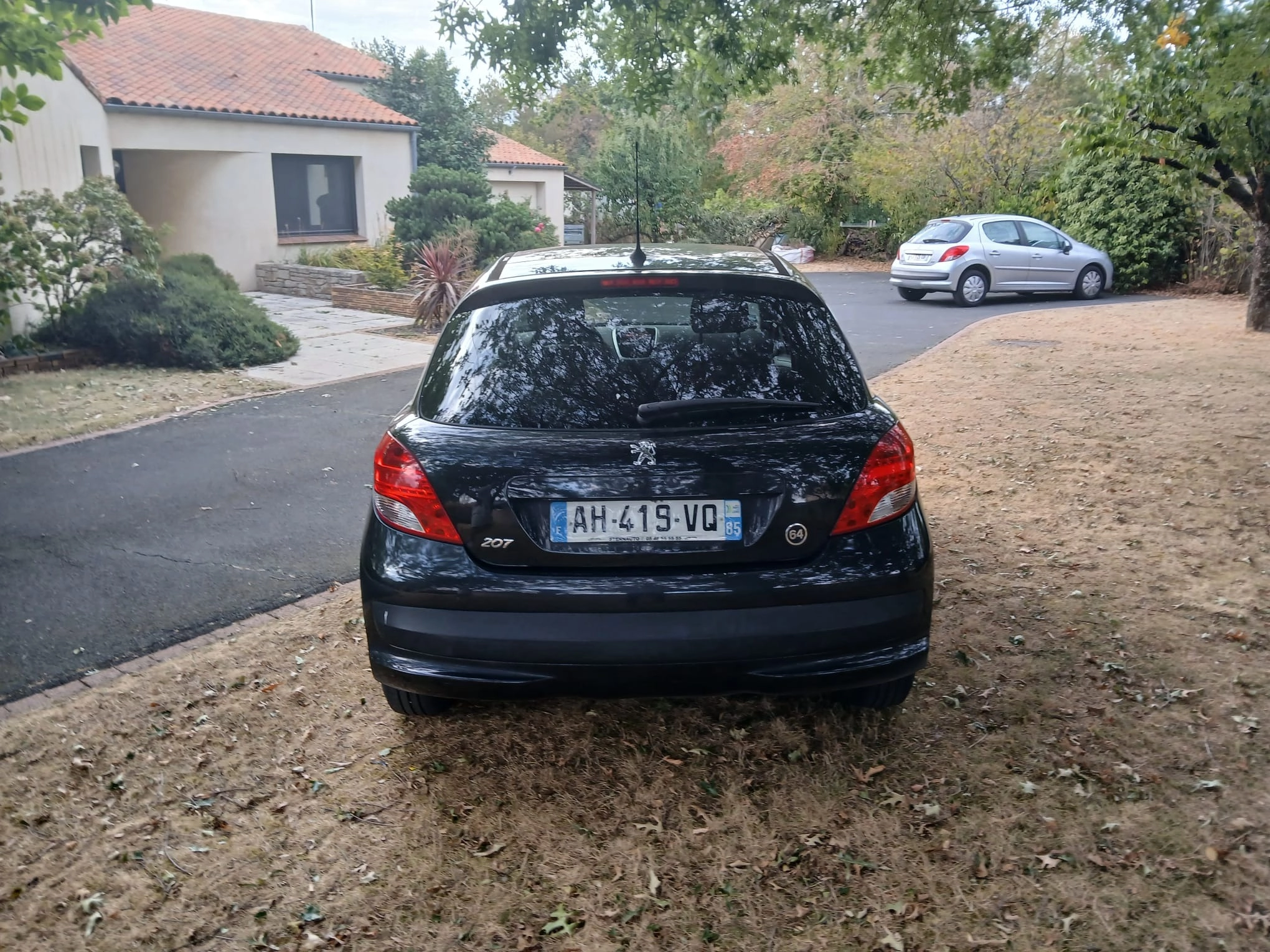 Peugeot 207 1.4 VTI 95 SERIE-64 - Garantie 12 mois — photo 4