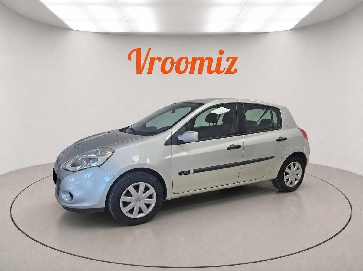 RENAULT Clio