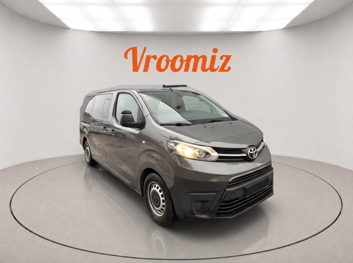 Toyota Pro Ace Verso