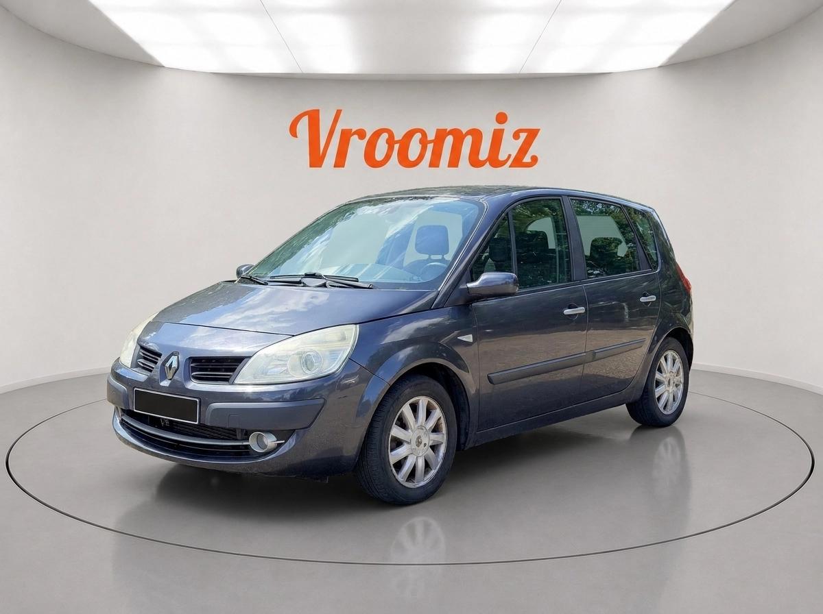 RENAULT Scenic