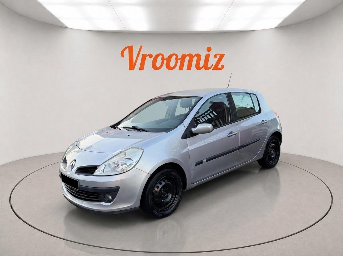 RENAULT Clio