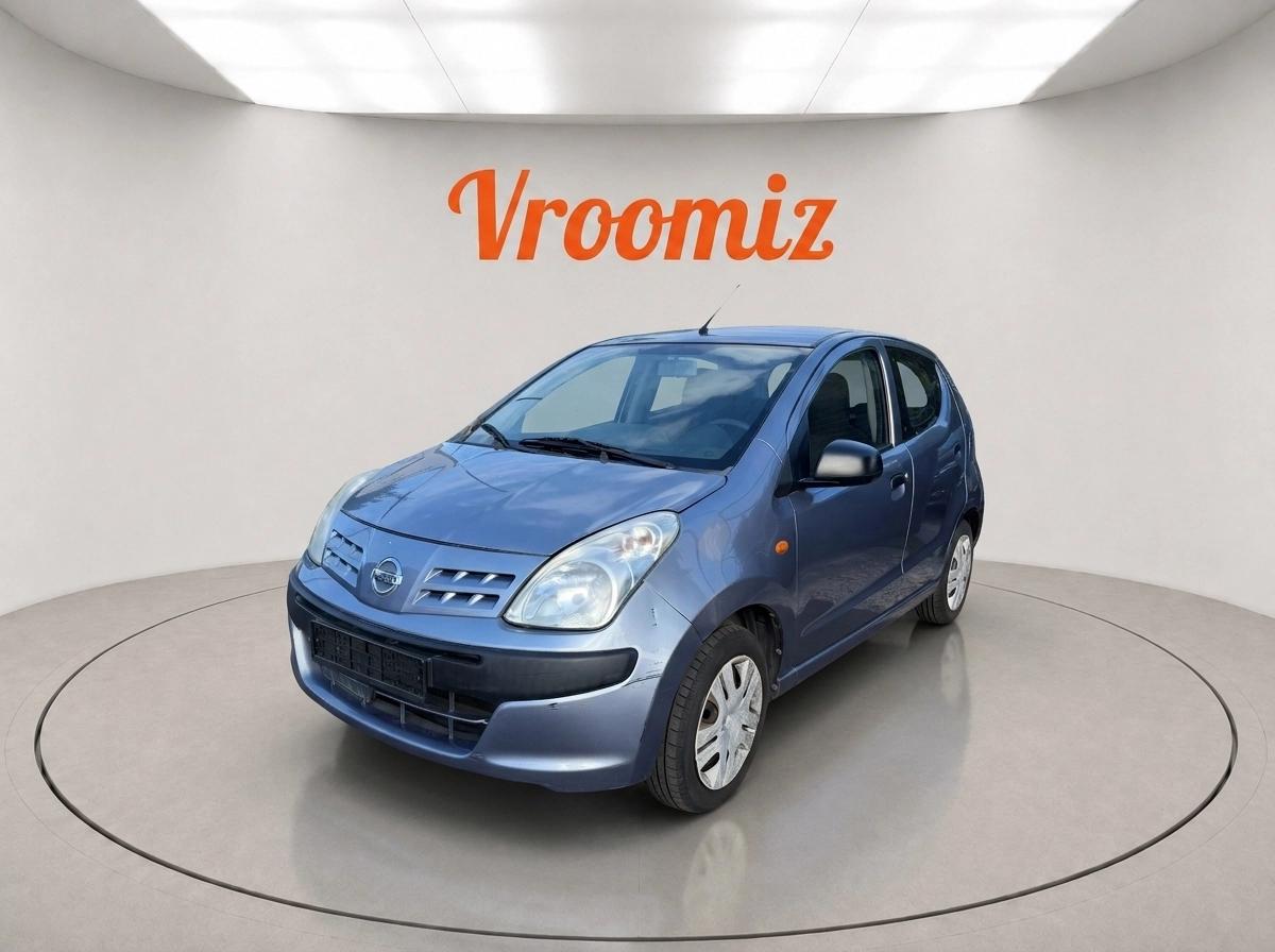 Nissan Pixo