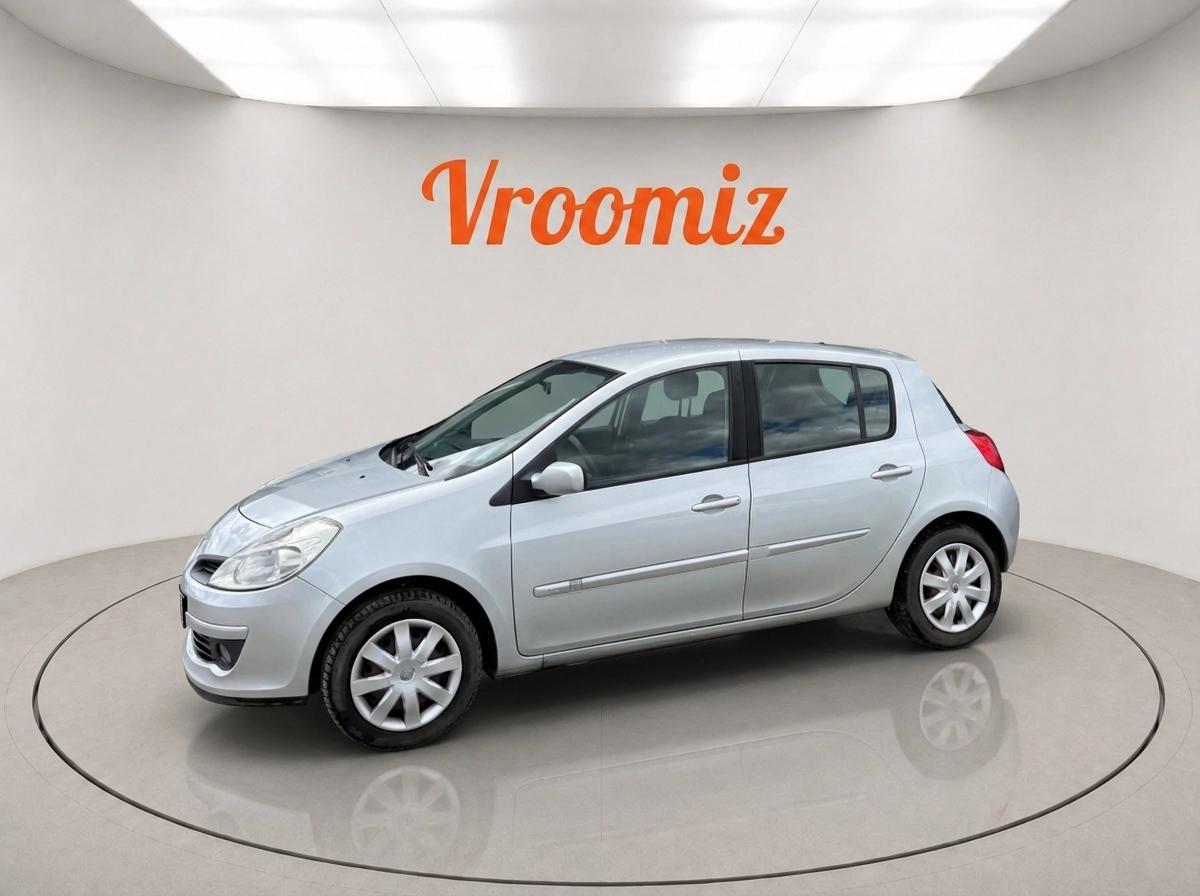 RENAULT Clio