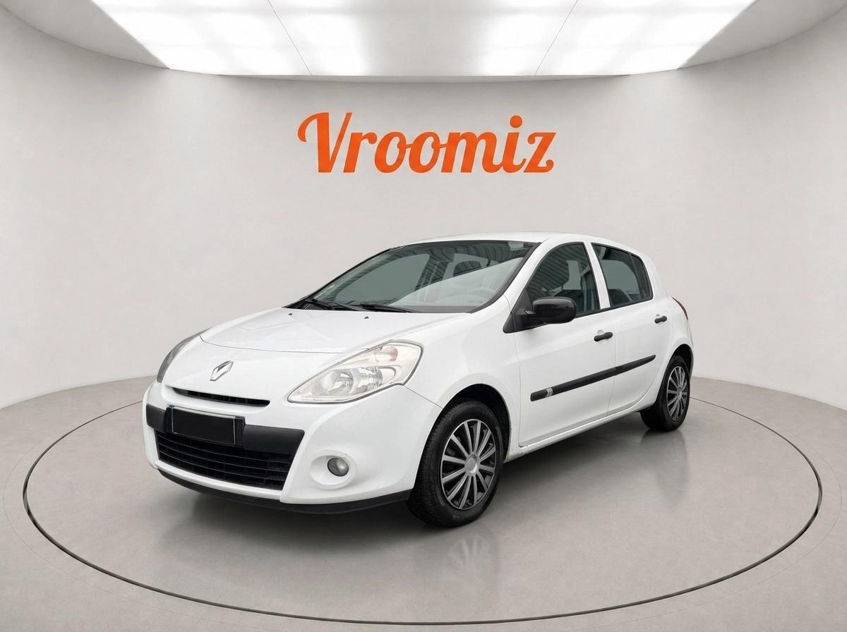 RENAULT Clio