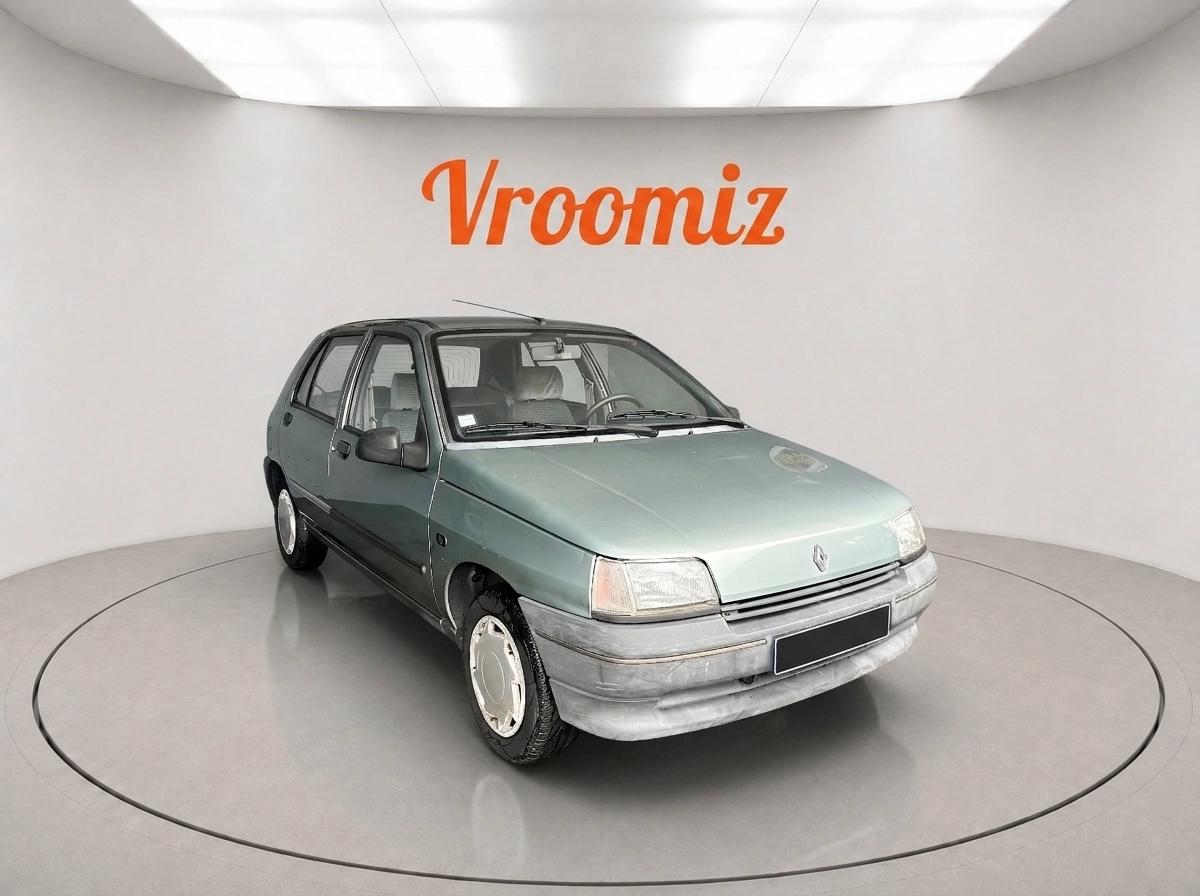 RENAULT Clio