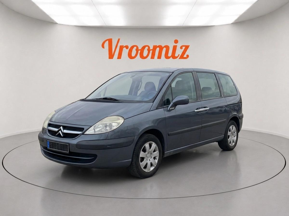 Citroën C8