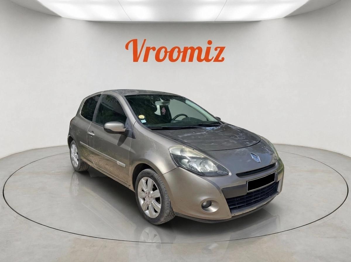 RENAULT Clio