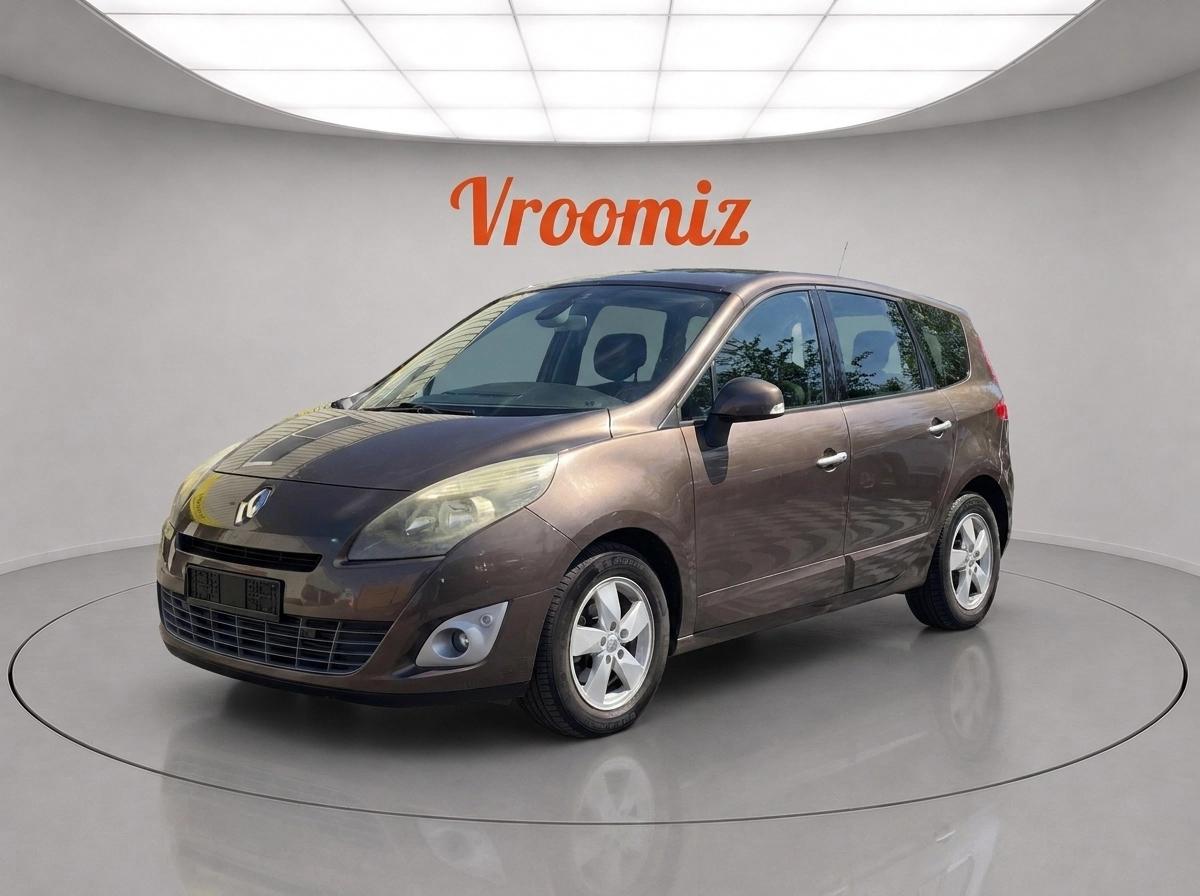 RENAULT Grand Scenic