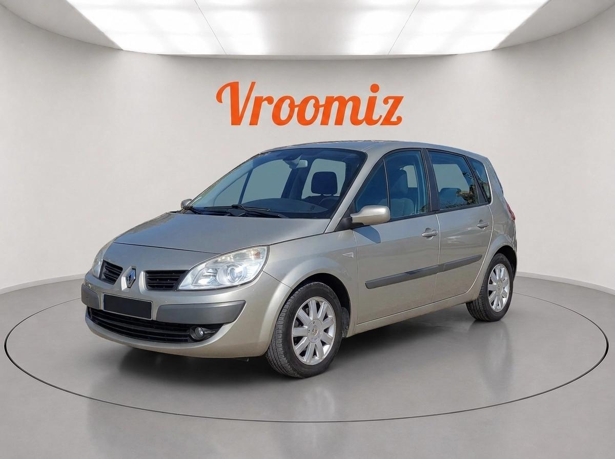 RENAULT Scenic