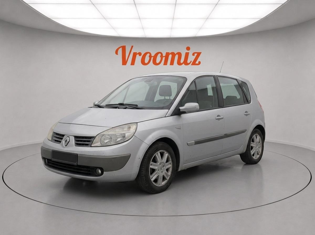 RENAULT Scenic