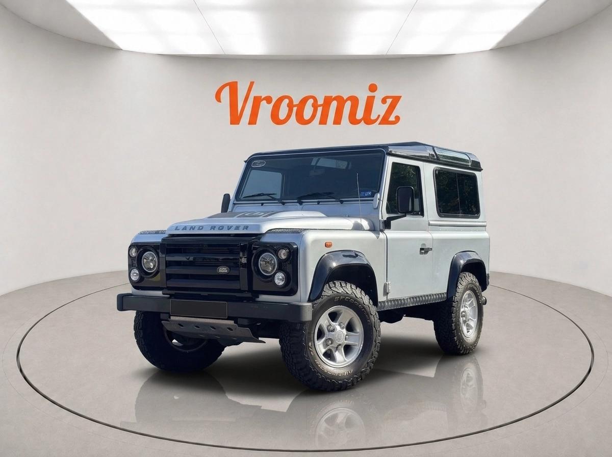 Land-Rover Defender