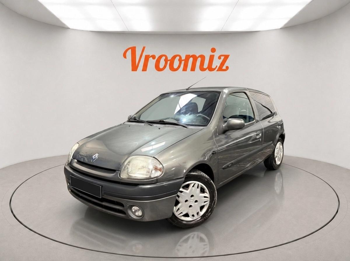 RENAULT Clio