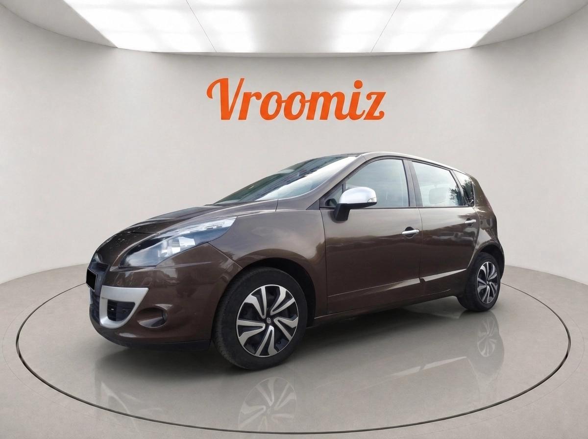 RENAULT Scenic
