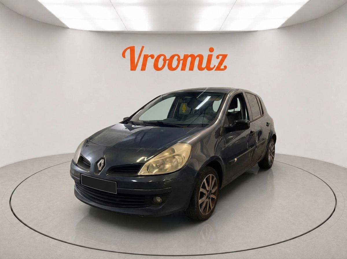 RENAULT Clio