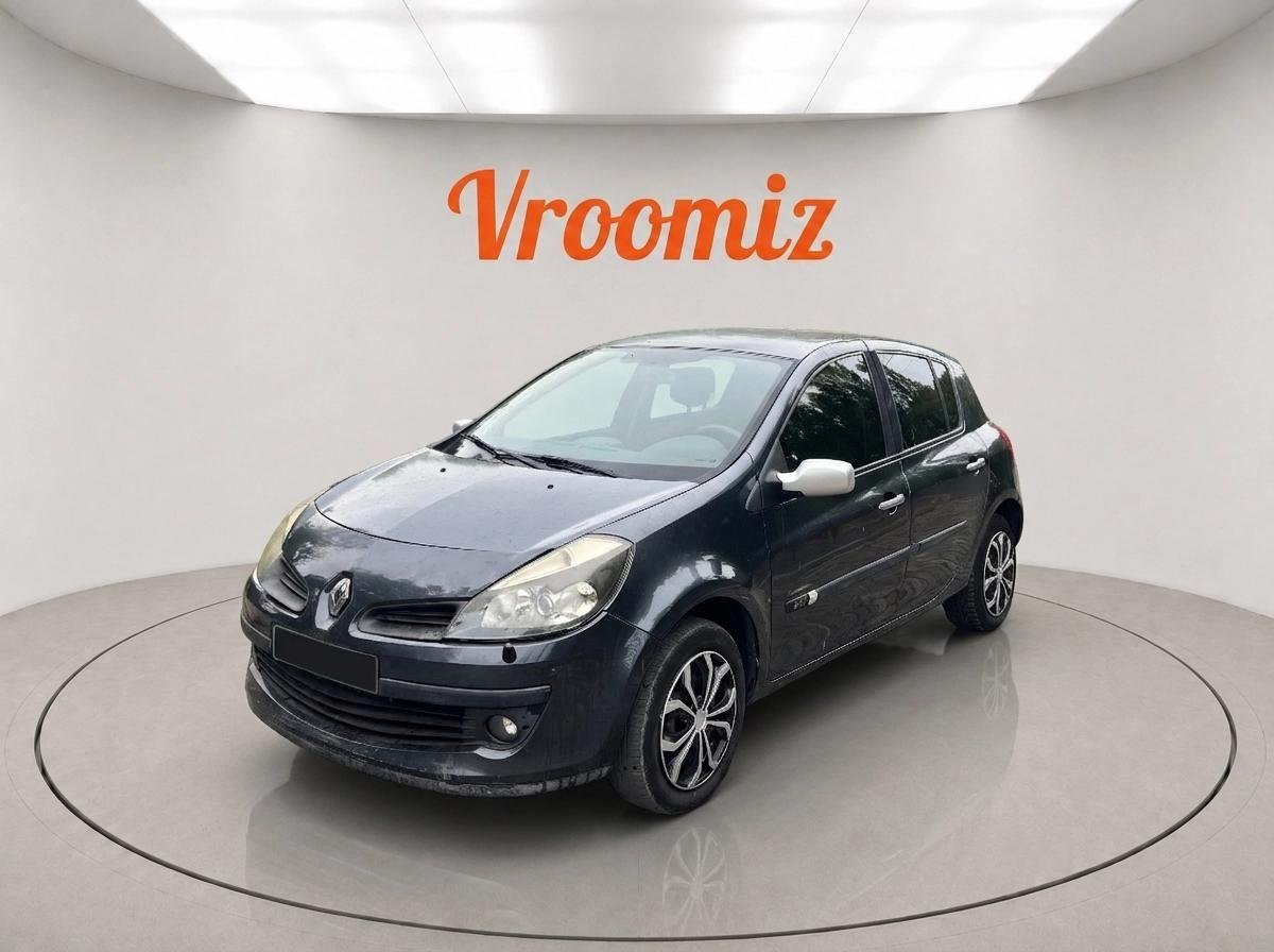 RENAULT Clio