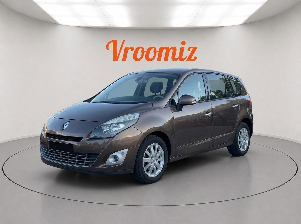 RENAULT Grand Scenic