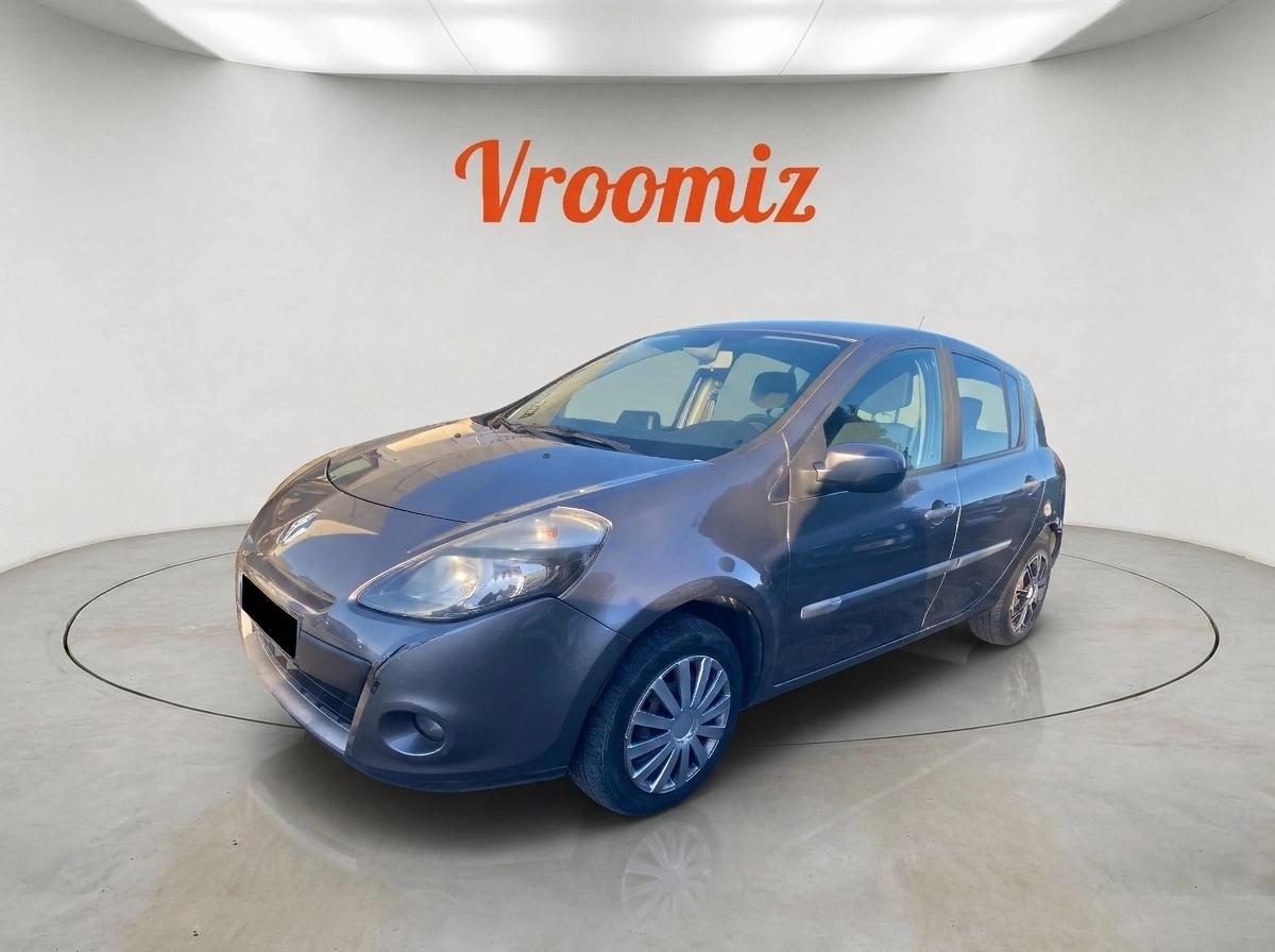 RENAULT Clio