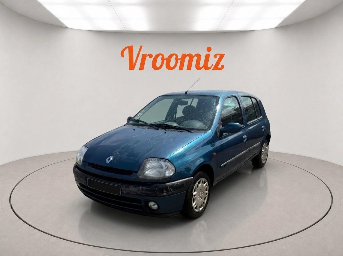 RENAULT Clio