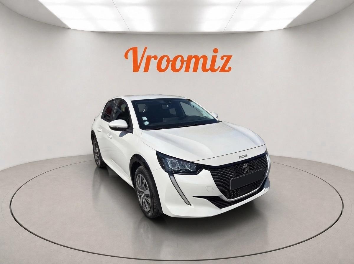 Peugeot E-208