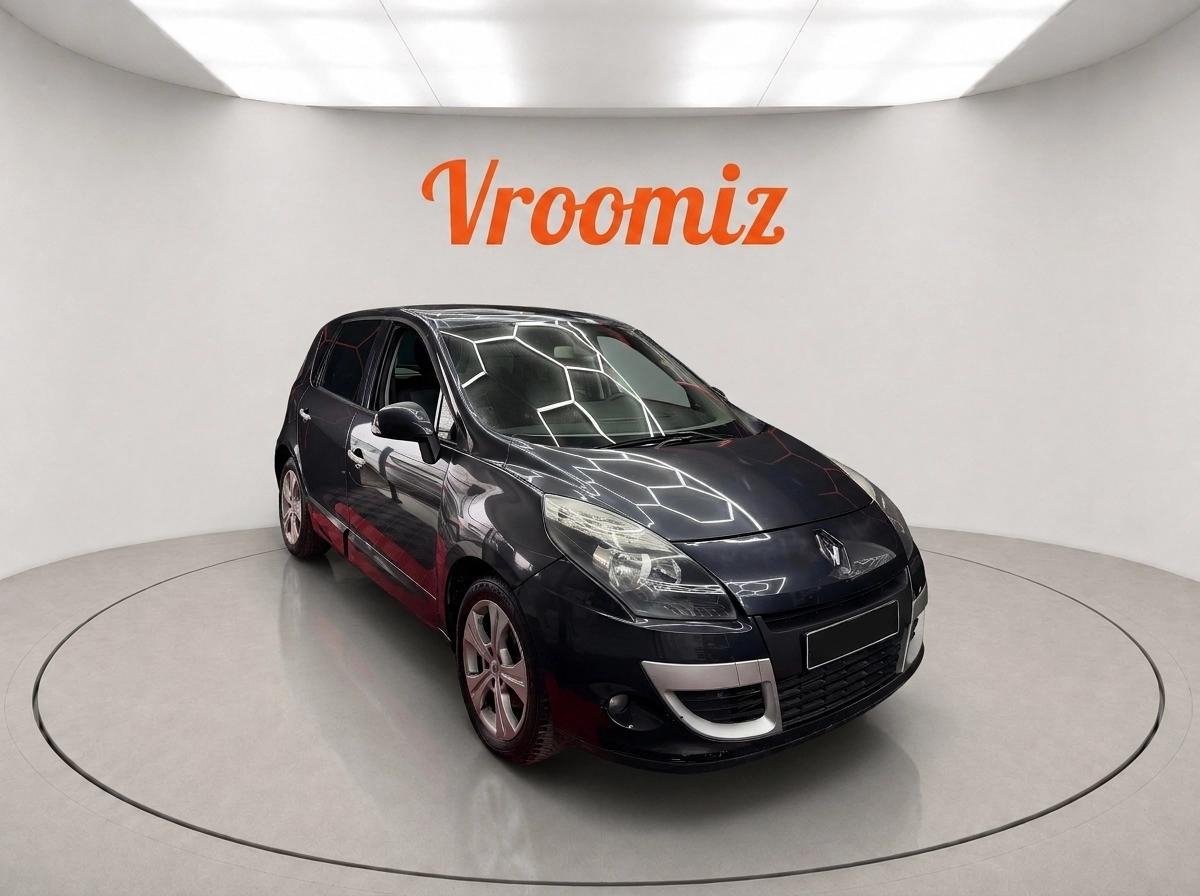 RENAULT Scenic