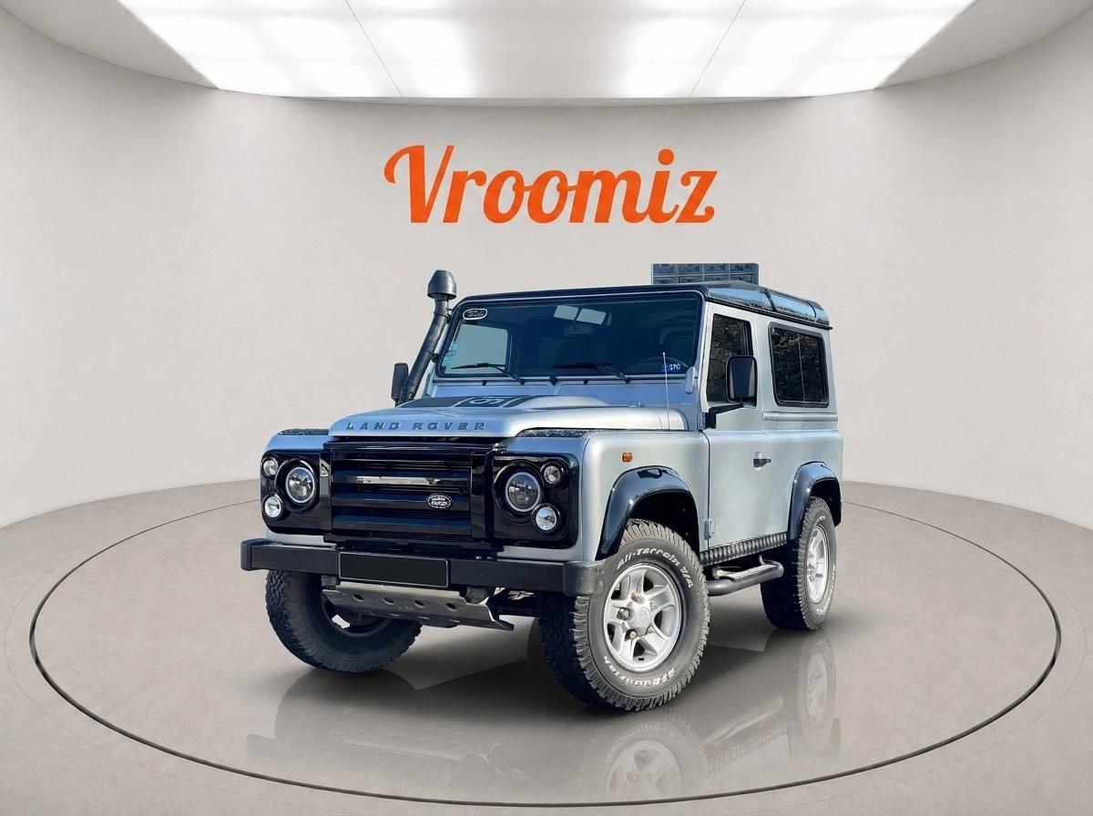 Land-Rover Defender