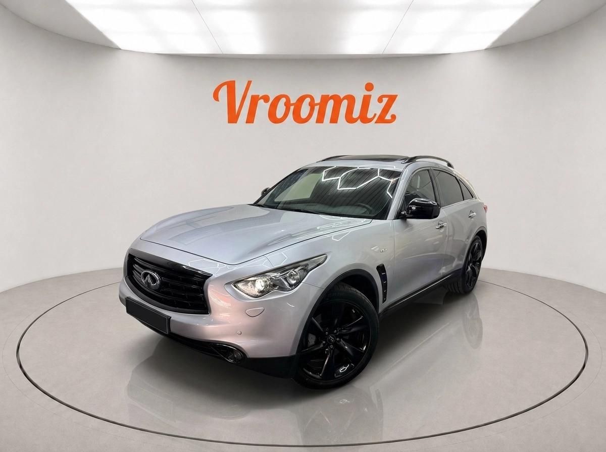 Infiniti QX70