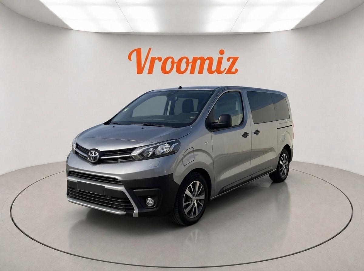 Toyota Pro Ace Verso
