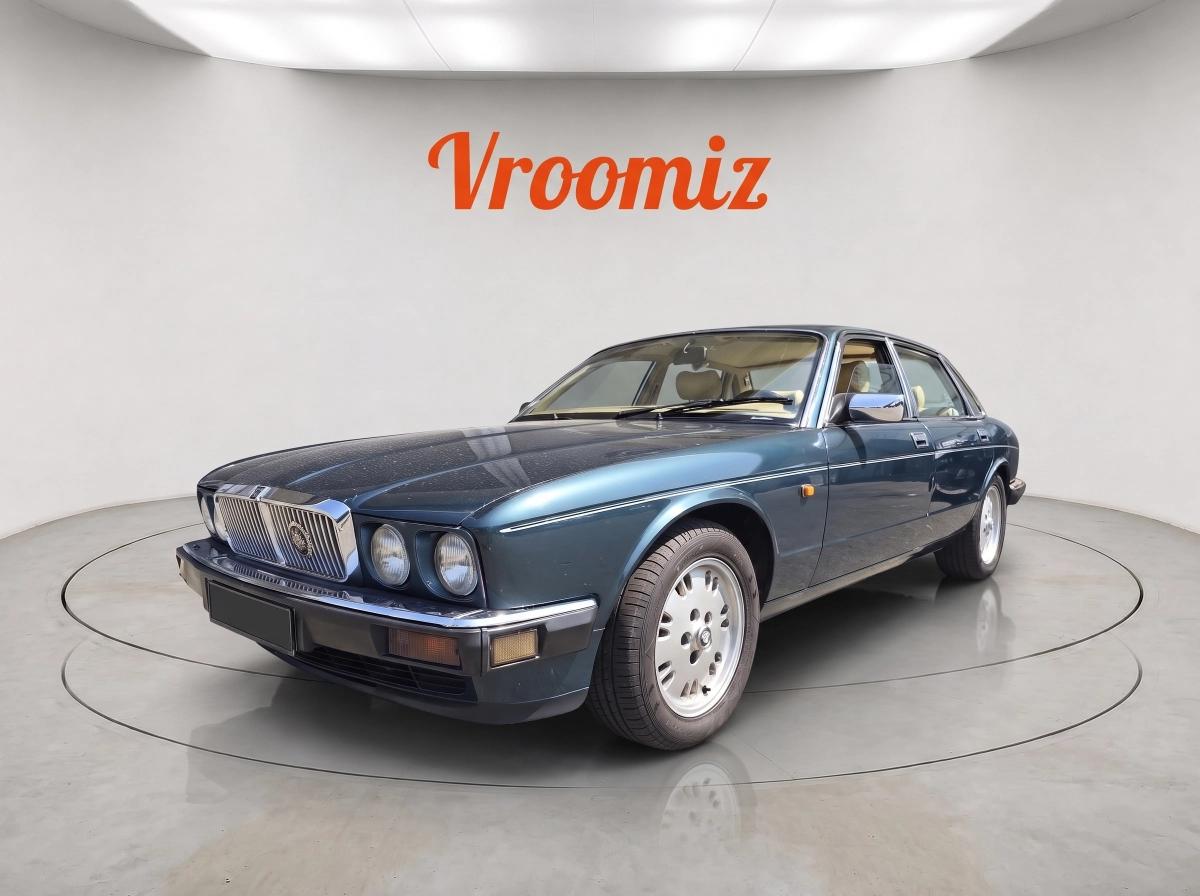 Jaguar XJ