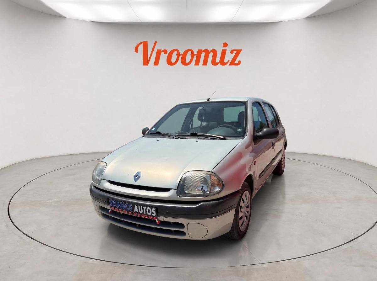 RENAULT Clio