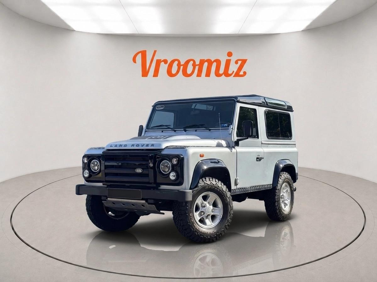 Land-Rover Defender