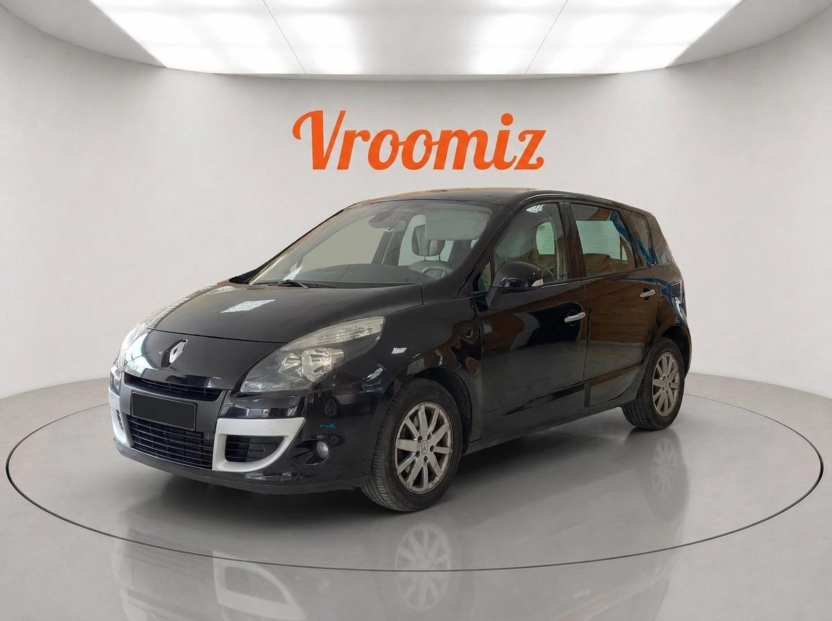RENAULT Scenic