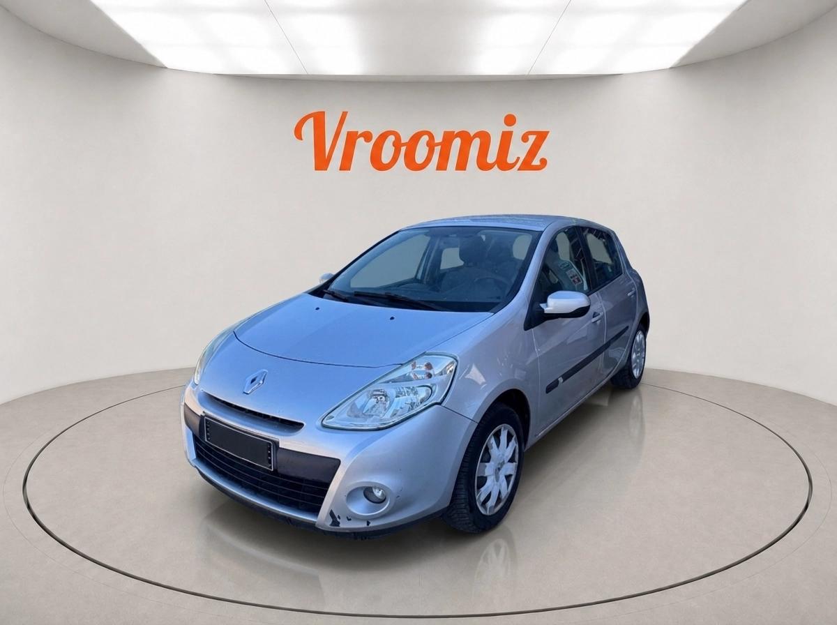 RENAULT Clio