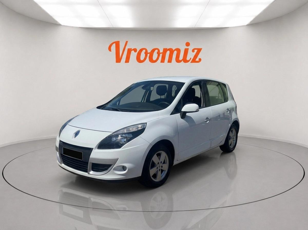 RENAULT Scenic