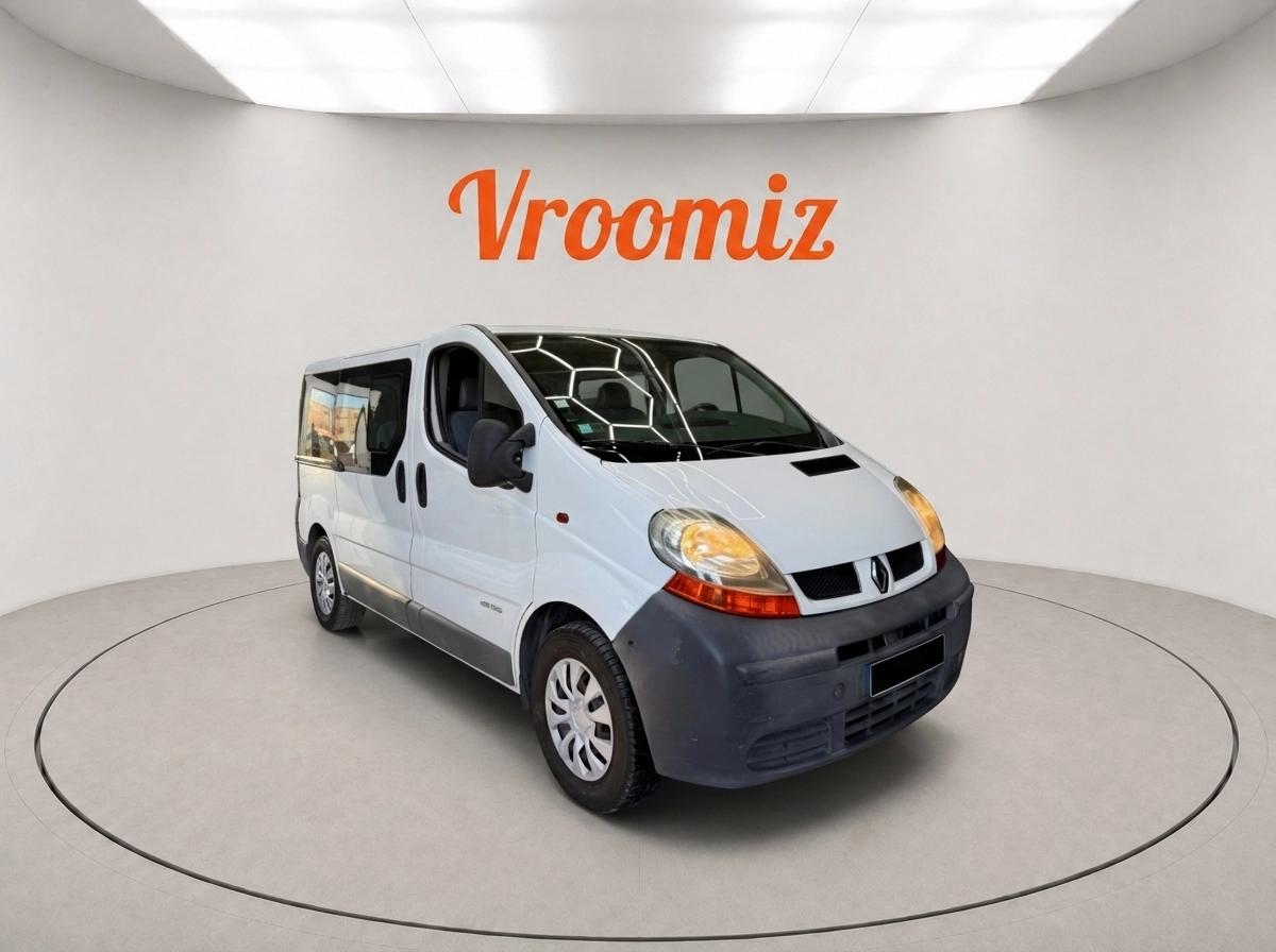 RENAULT Trafic