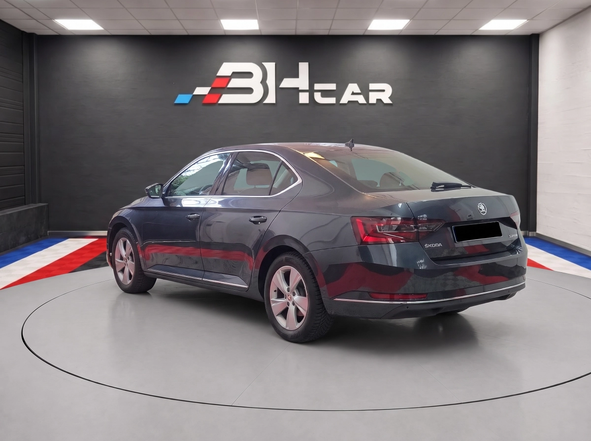 Skoda Superb - photo 6