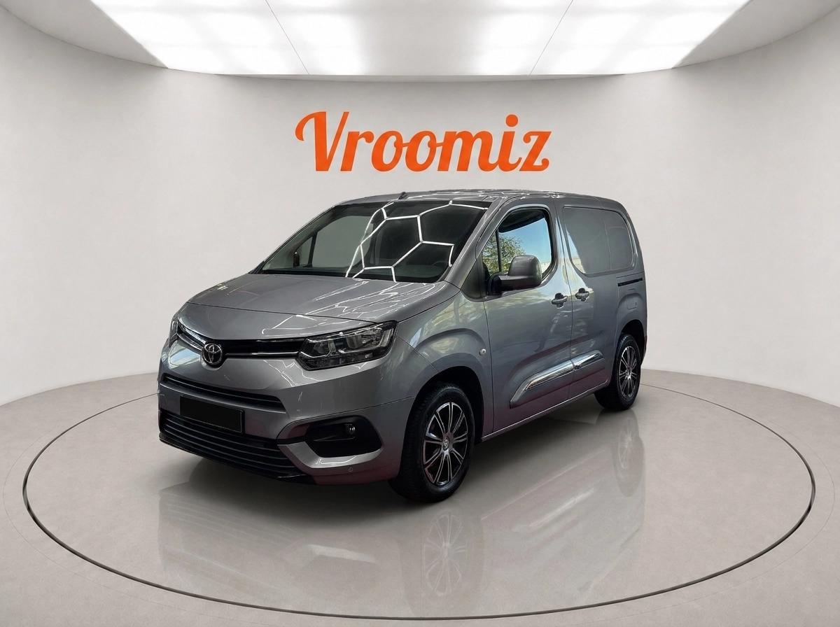 Toyota Pro Ace City Verso