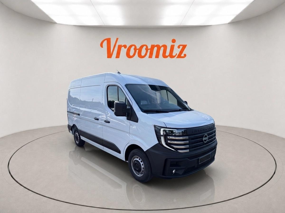 Nissan Interstar Vu