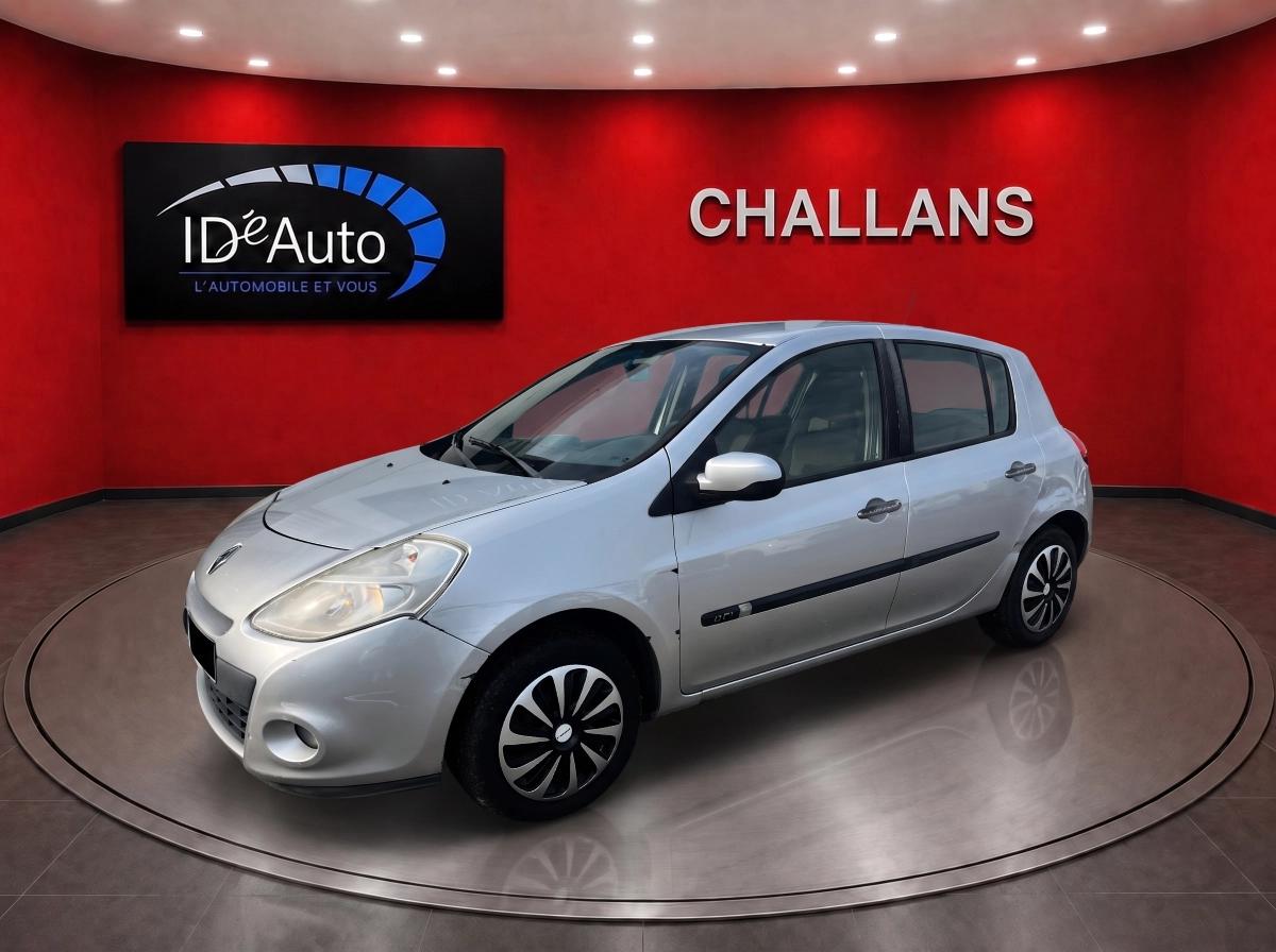 RENAULT Clio