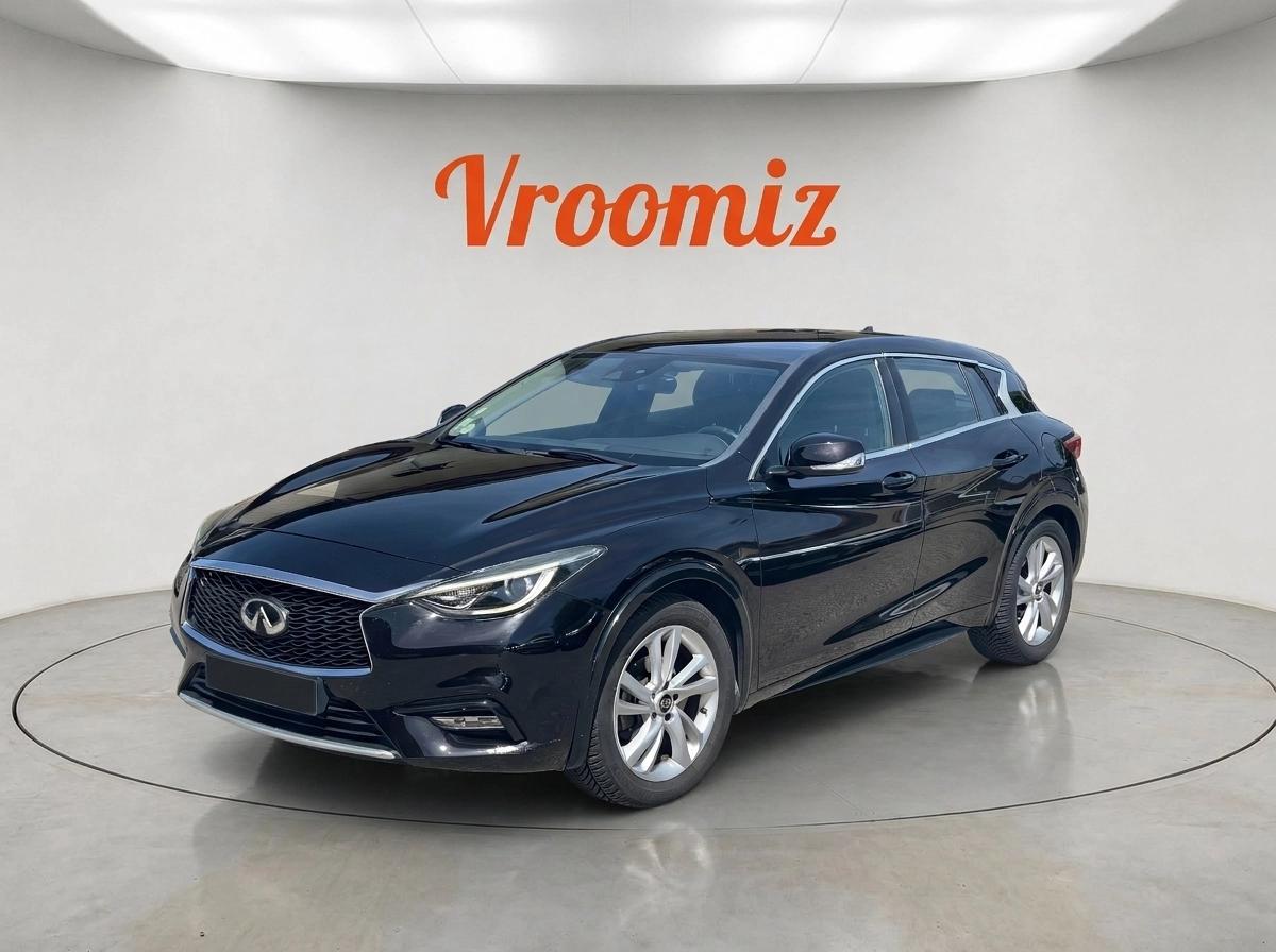 Infiniti Q30